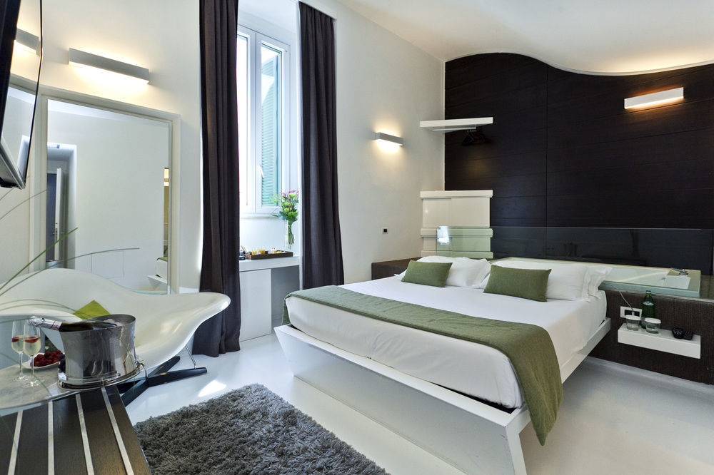 Navona 3*